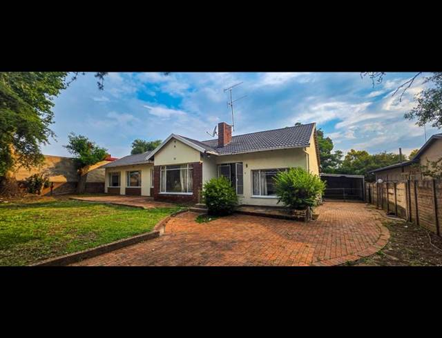 4 BEDROOM HOUSE FOR SALE IN ELSPARK